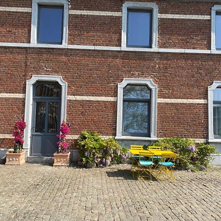 Les Appartements Du Parc Herman Ans Bagian luar foto