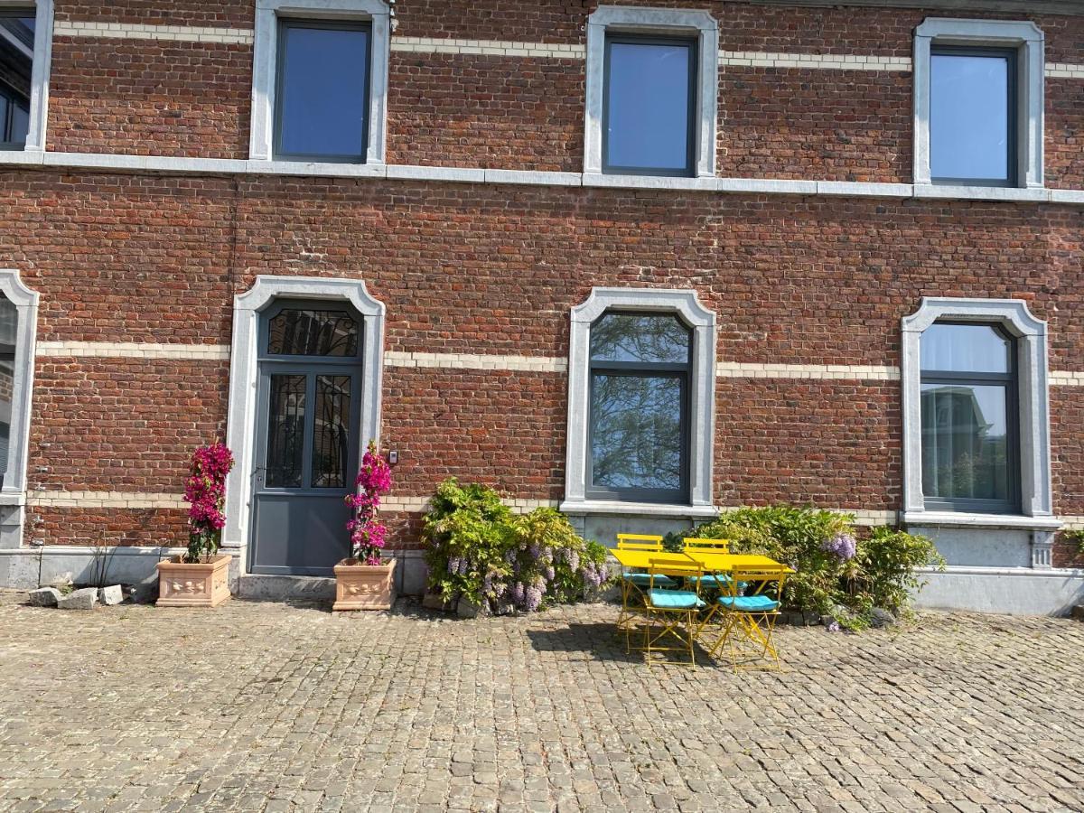 Les Appartements Du Parc Herman Ans Bagian luar foto